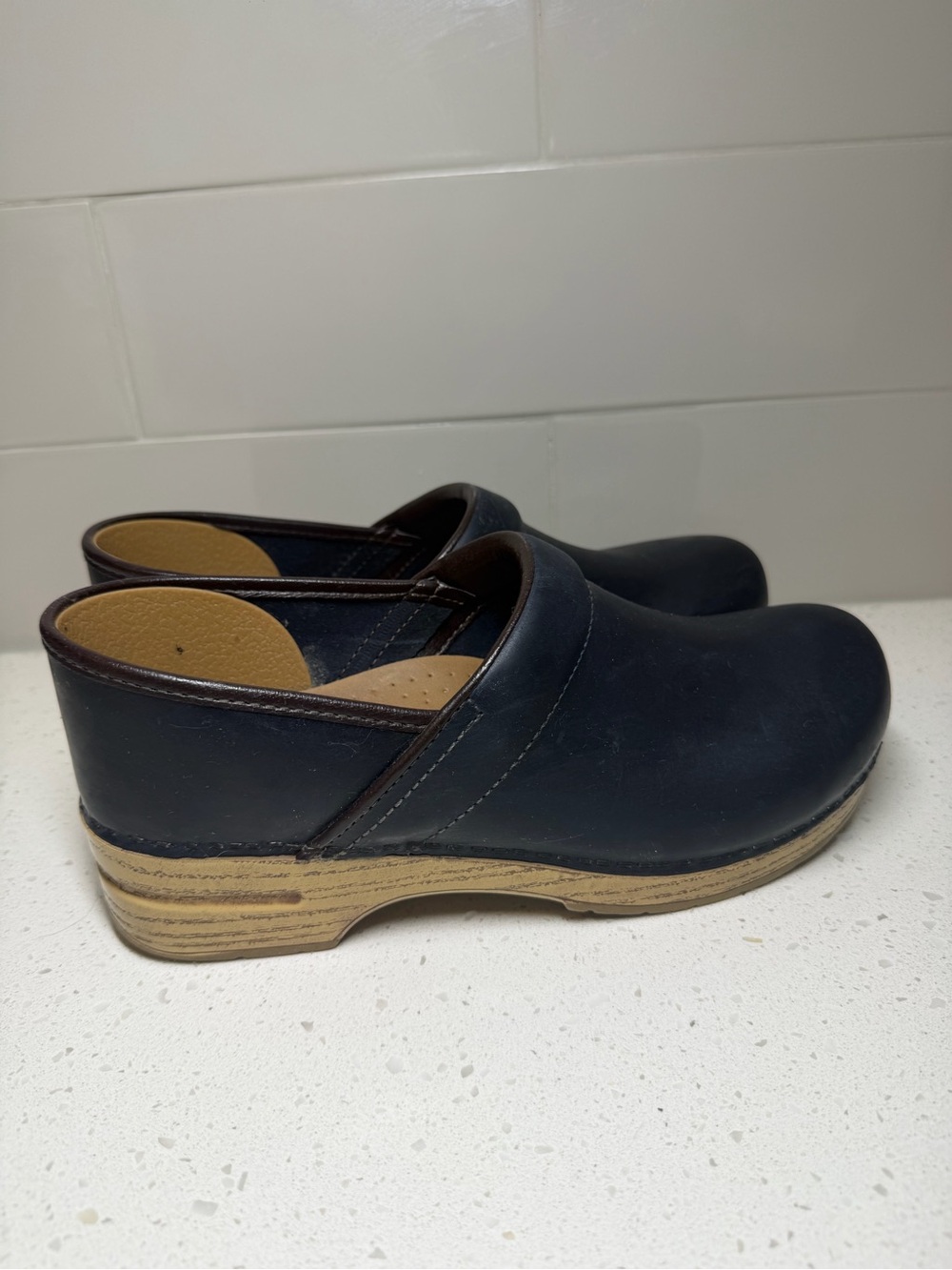 Dansko leather clogs shoes DARK BLUE SIZE 42 11 10.5 nurse - Picture 11 of 16